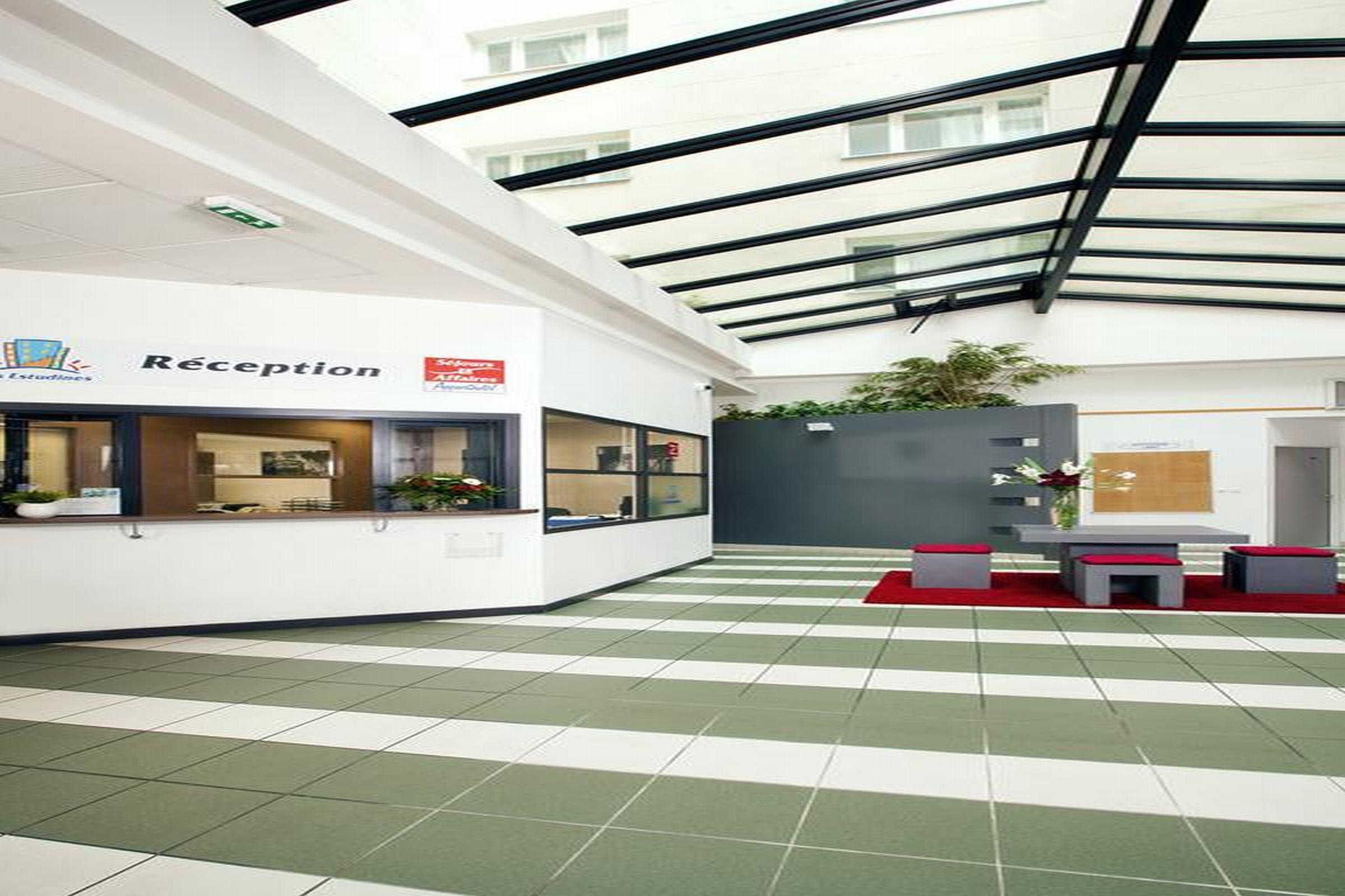 Aparthotel Sejours & Affaires Rennes De Bretagne Exterior foto